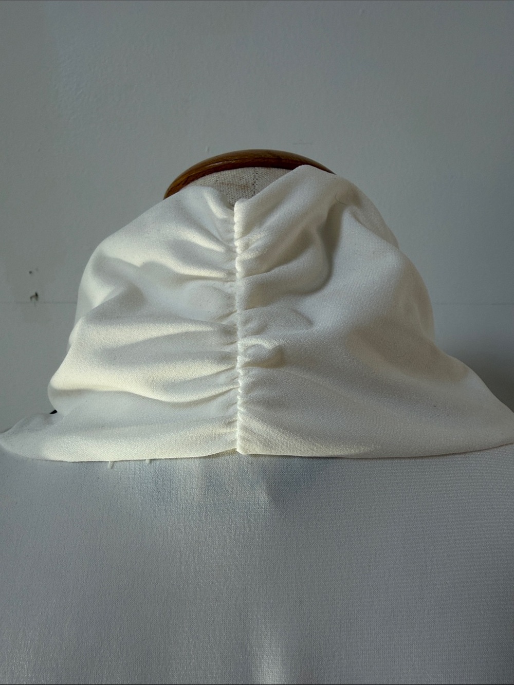 NWT!!!Cream Draped Sleeveless Top - Picture 4 of 7